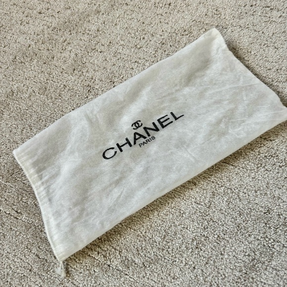 Vintage Chanel Metallic Blue Heels with Ribbon Slingback - Picture 9 of 11